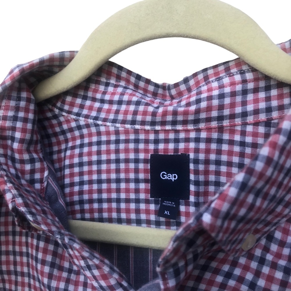 Gap Red and Blue Plaid Oxford Size XL - Picture 6 of 14
